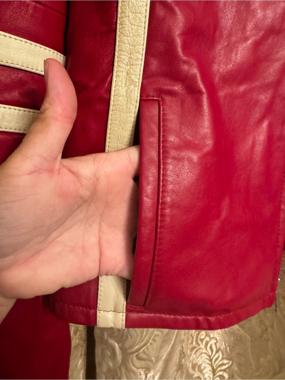 Wilson’s leather jacket - Picture 2 of 9